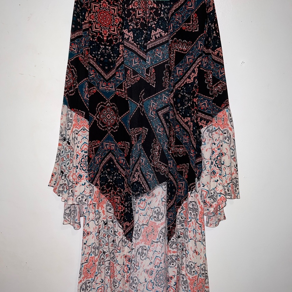 TORRID MIXED FLORAL GAUZE HI-LO LONGLINE KIMONO